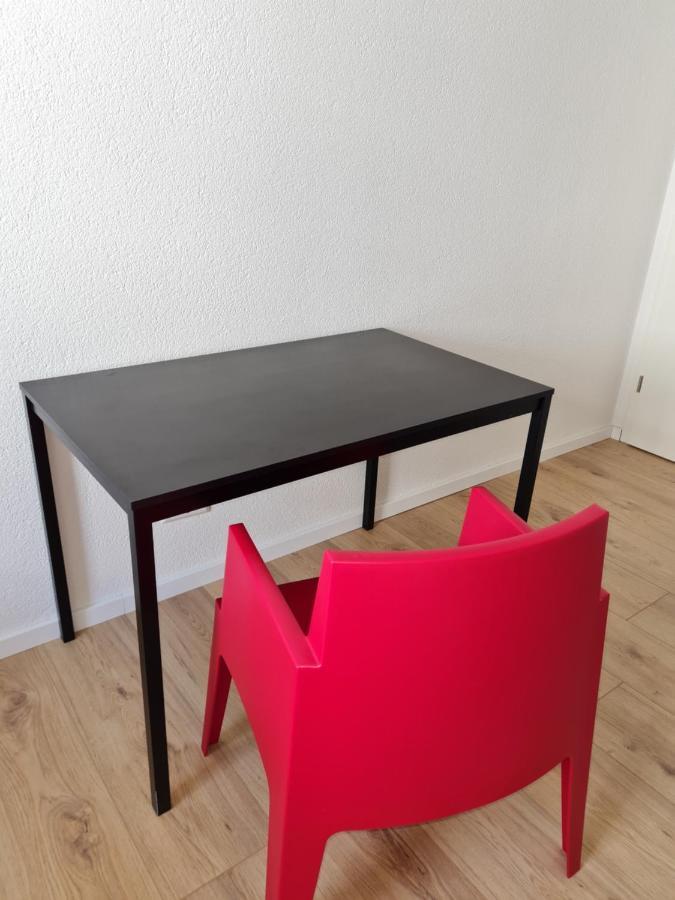 Hostel Haupt 3 Eningen unter Achalm Zewnętrze zdjęcie