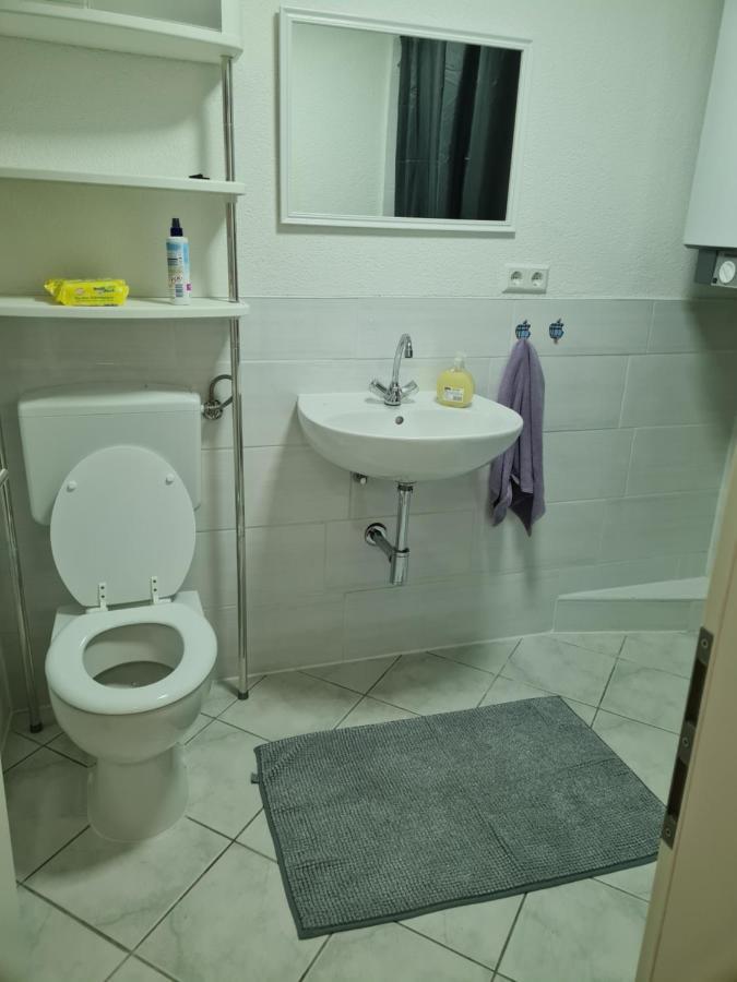 Hostel Haupt 3 Eningen unter Achalm Zewnętrze zdjęcie