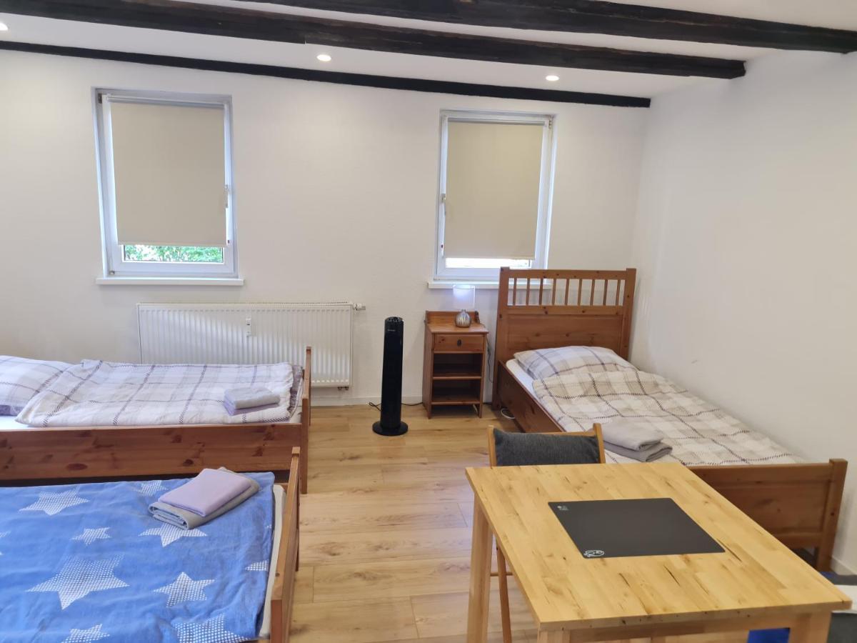 Hostel Haupt 3 Eningen unter Achalm Zewnętrze zdjęcie
