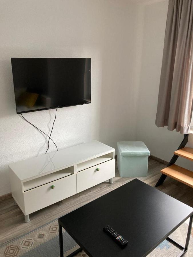 Hostel Haupt 3 Eningen unter Achalm Zewnętrze zdjęcie