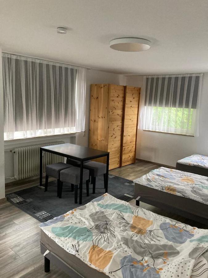 Hostel Haupt 3 Eningen unter Achalm Zewnętrze zdjęcie